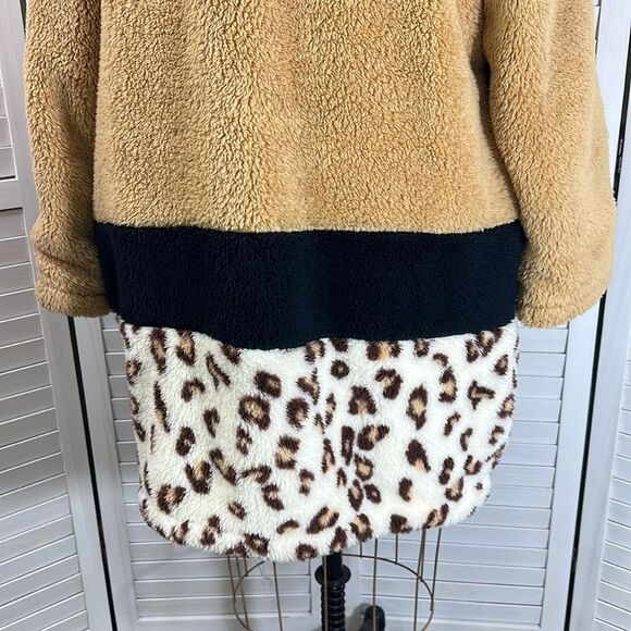 K. Jordan Sherpa Teddy Coat Size XL Color Block Animal Print - Picture 7 of 10